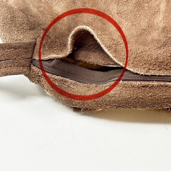 Vintage Round Brown Tan Ivory Suede Fur Flower Boho Hippie Festival Purse 15” - Picture 8 of 8